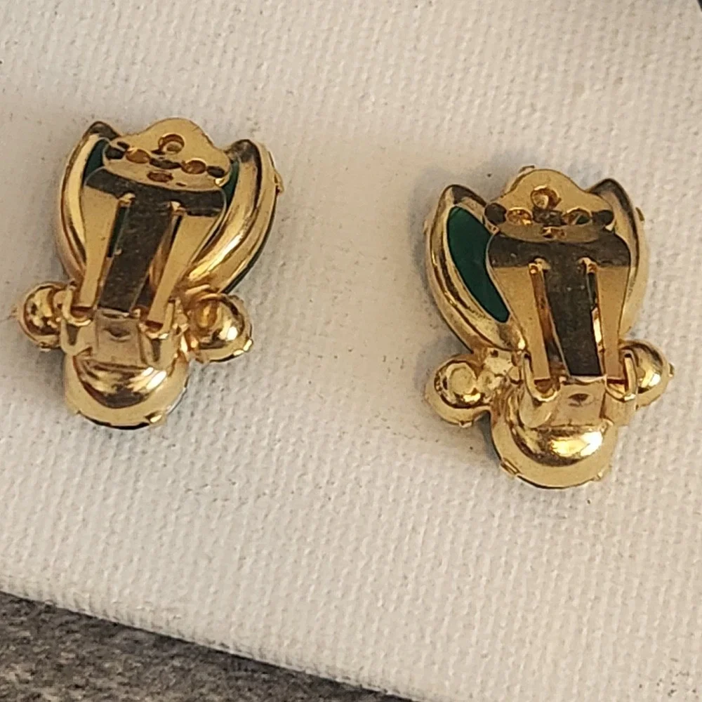 N/A vintage clip